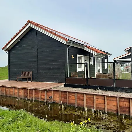 Bb Saari * De Woude