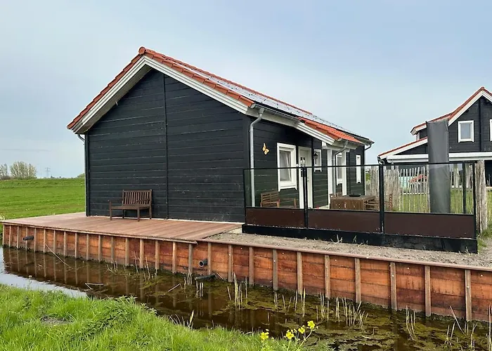 Bb Saari Ferienhaus *